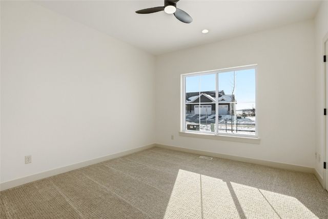 810 Yorkshire Street, North Liberty, IA 52317