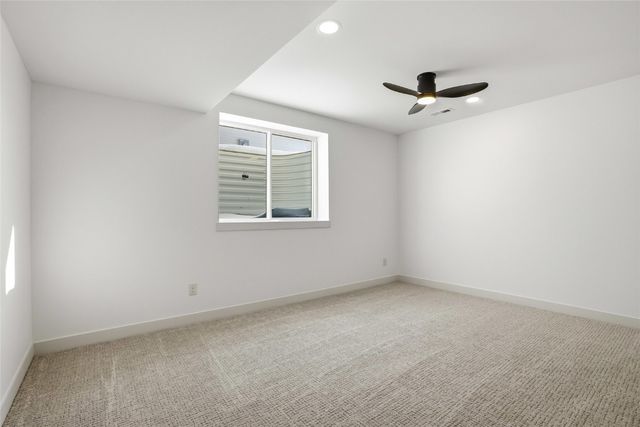 810 Yorkshire Street, North Liberty, IA 52317