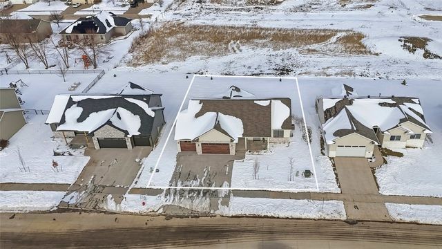 810 Yorkshire Street, North Liberty, IA 52317