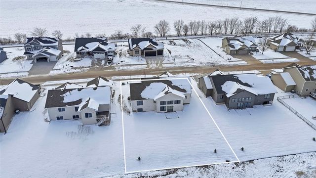 810 Yorkshire Street, North Liberty, IA 52317