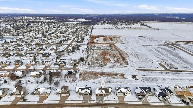 810 Yorkshire Street, North Liberty, IA 52317