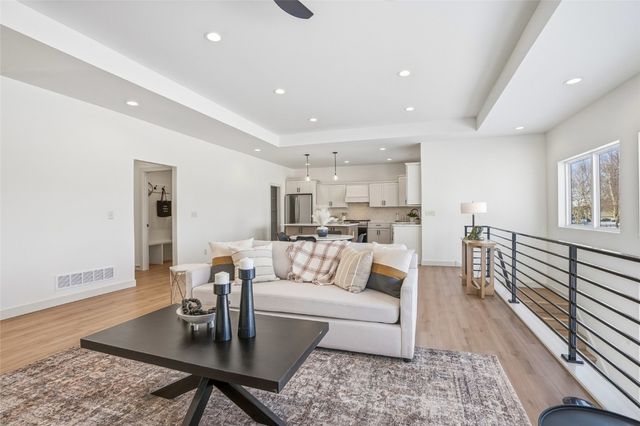 810 Yorkshire Street, North Liberty, IA 52317