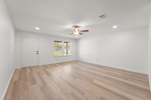 4920 S Peachtree Road, Balch Springs, TX 75180