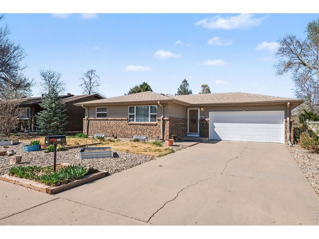 3711 W 7th St Rd, Greeley, CO 80634
