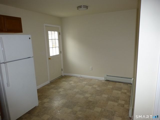 245 Elizabeth St Extension, Norwich, CT 06360