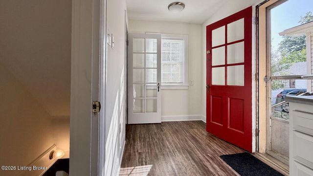 2428 Bradley Ave, Louisville, KY 40217