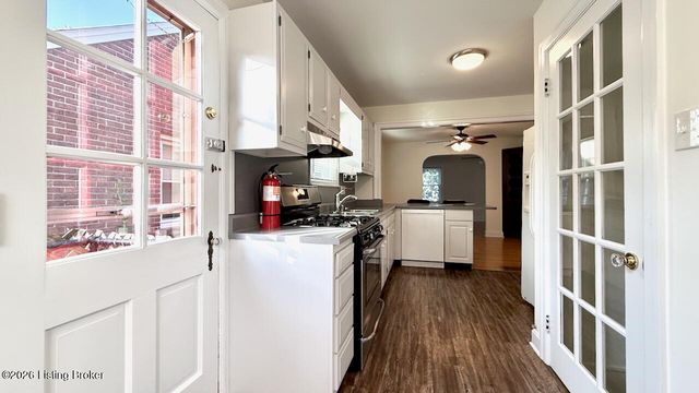 2428 Bradley Ave, Louisville, KY 40217