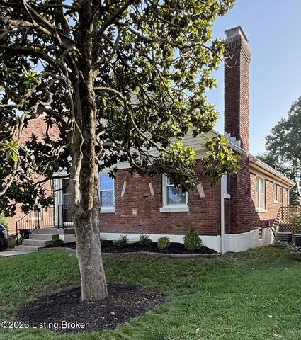 2428 Bradley Ave, Louisville, KY 40217