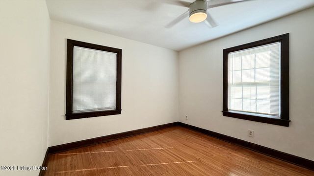 2428 Bradley Ave, Louisville, KY 40217