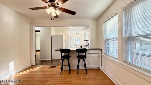 2428 Bradley Ave, Louisville, KY 40217