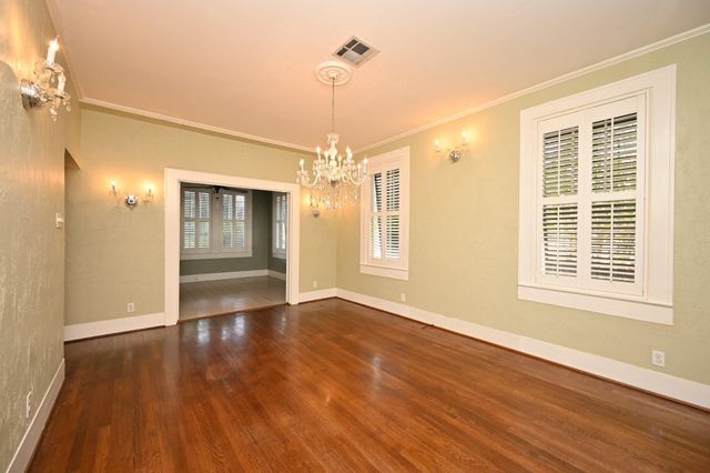 4627 Woodrow Avenue, Galveston, TX 77551