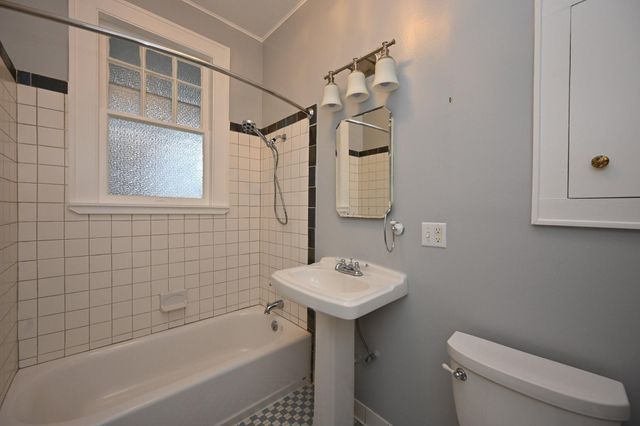 4627 Woodrow Avenue, Galveston, TX 77551