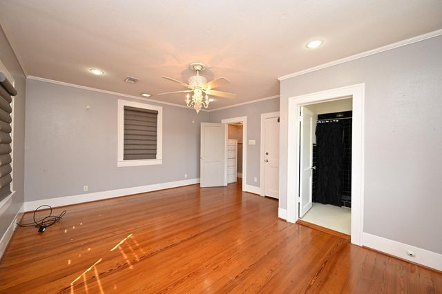 4627 Woodrow Avenue, Galveston, TX 77551