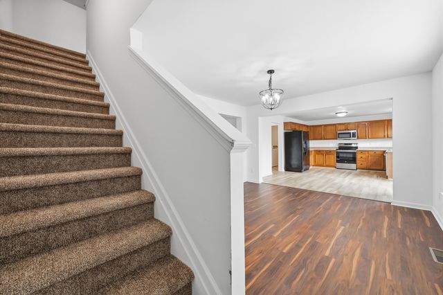 129 Meadow View Way, Georgetown, KY 40324