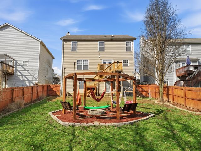 129 Meadow View Way, Georgetown, KY 40324