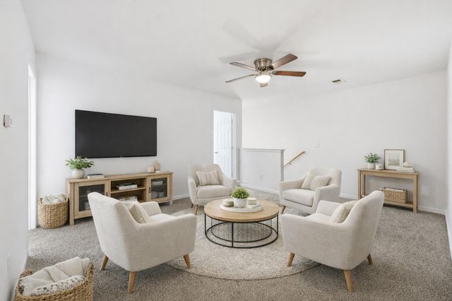 129 Meadow View Way, Georgetown, KY 40324