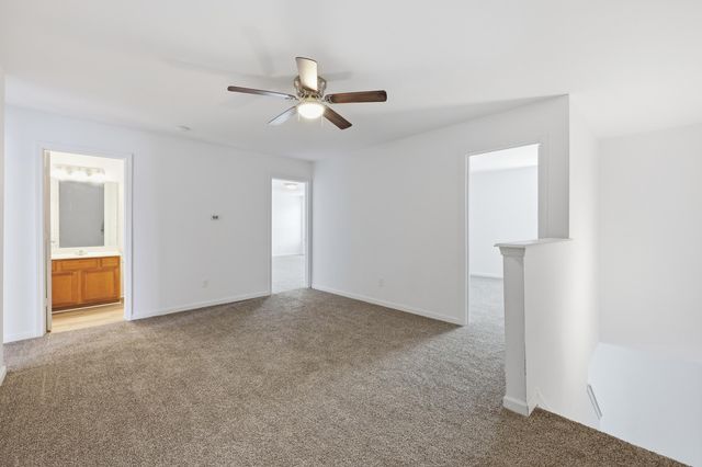 129 Meadow View Way, Georgetown, KY 40324