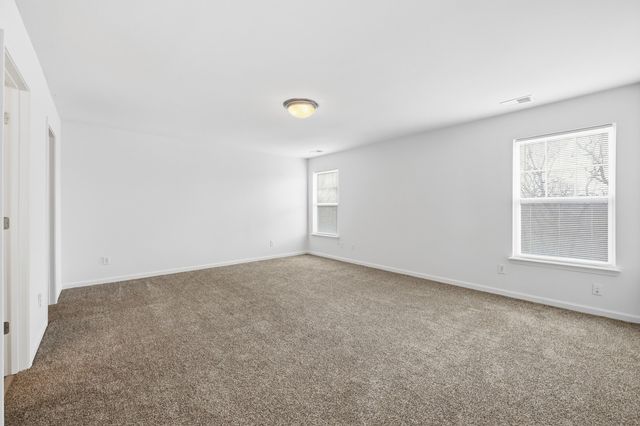 129 Meadow View Way, Georgetown, KY 40324