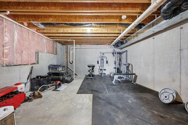 129 Meadow View Way, Georgetown, KY 40324