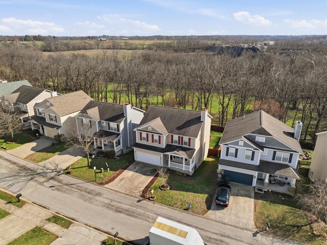 129 Meadow View Way, Georgetown, KY 40324