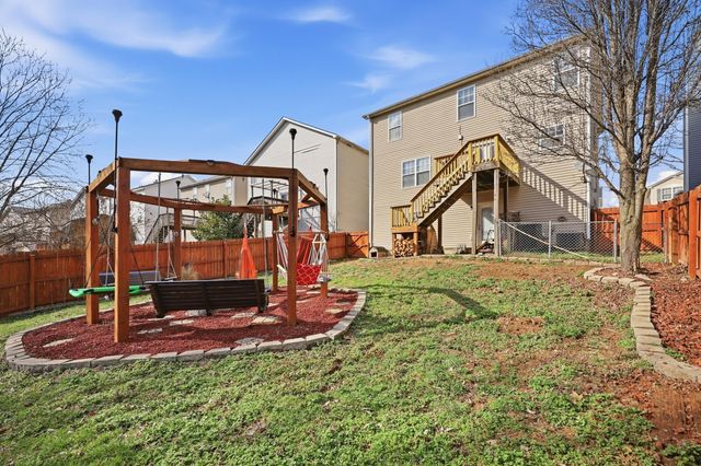 129 Meadow View Way, Georgetown, KY 40324