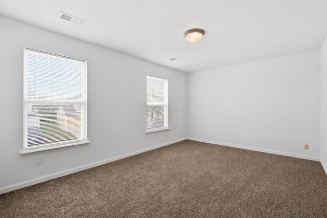 129 Meadow View Way, Georgetown, KY 40324