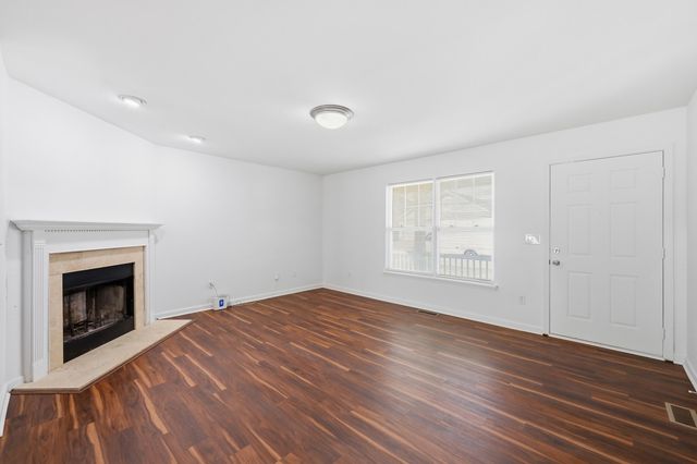 129 Meadow View Way, Georgetown, KY 40324