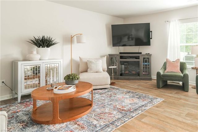 236 Ashfield Lane, Lexington, NC 27292