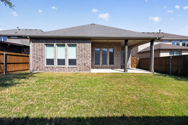917 Sundrop Drive, Little Elm, TX 75068