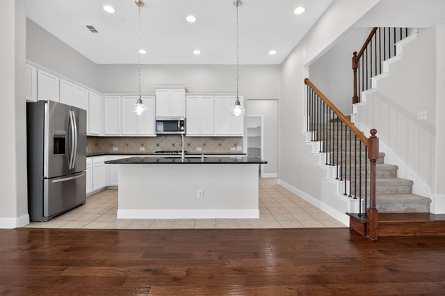 917 Sundrop Drive, Little Elm, TX 75068