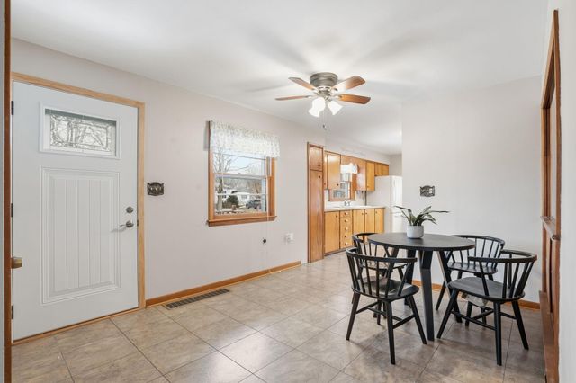 500 15th Avenue, Charles City, IA 50616