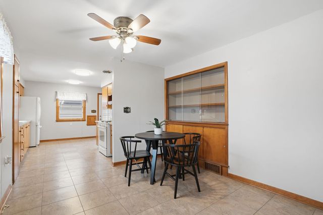 500 15th Avenue, Charles City, IA 50616