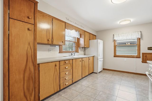 500 15th Avenue, Charles City, IA 50616