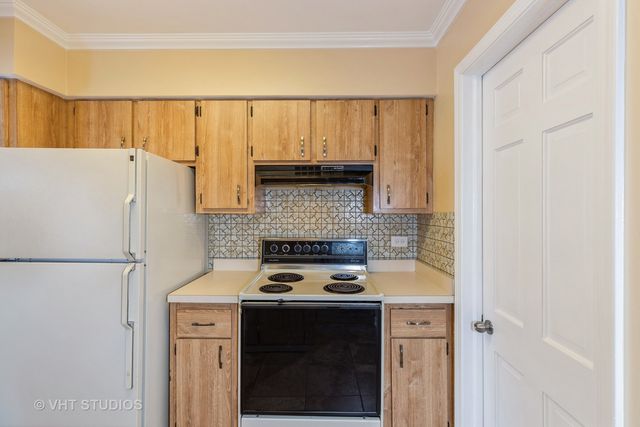 4037 Trafalgar Lane, Oak Lawn, IL 60453