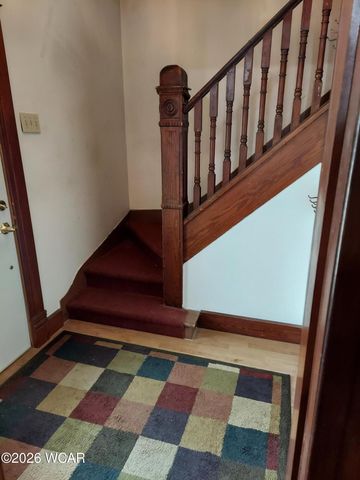 8 S Seltzer Street, Wapakoneta, OH 45895