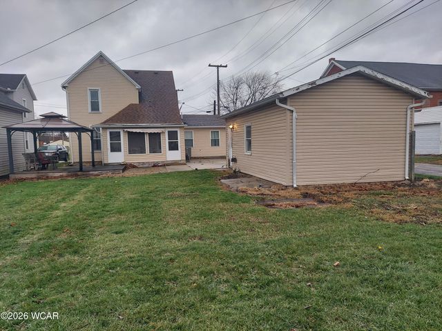 8 S Seltzer Street, Wapakoneta, OH 45895