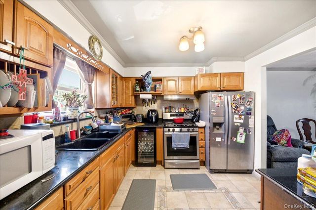 193 Kearney Avenue, Bronx, NY 10465