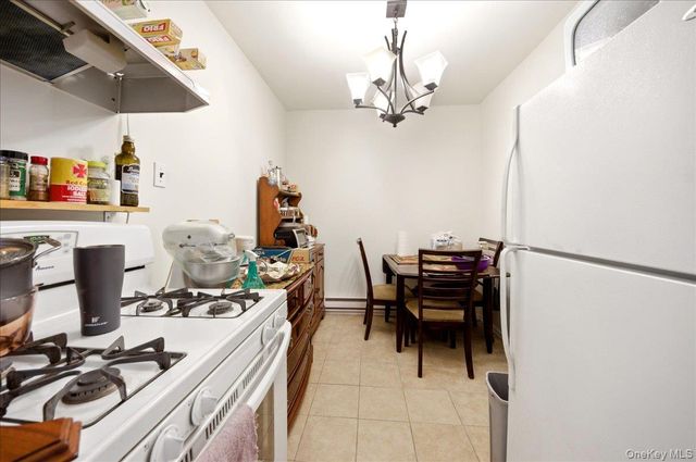 193 Kearney Avenue, Bronx, NY 10465