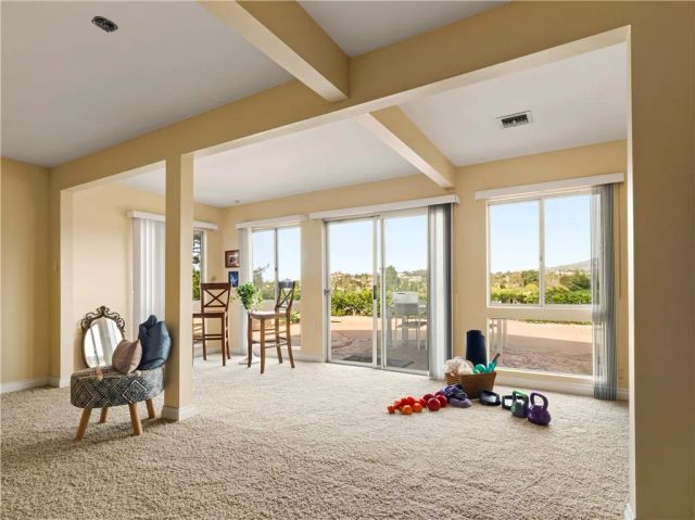 16445 Roca Drive, San Diego, CA 92128