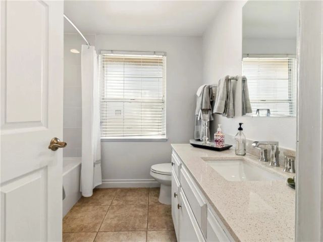 16445 Roca Drive, San Diego, CA 92128