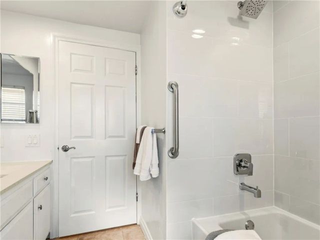 16445 Roca Drive, San Diego, CA 92128