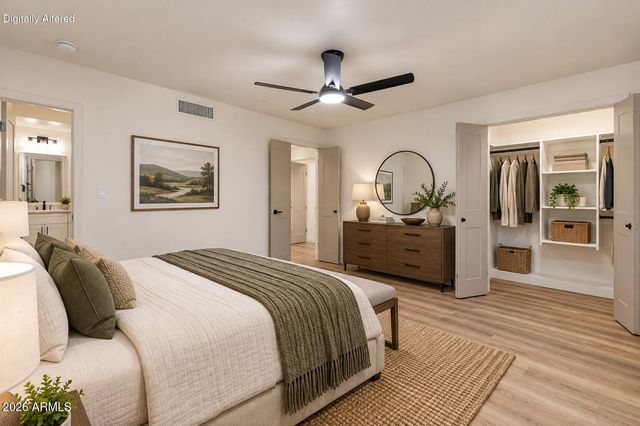 7101 N Perryville Road, Waddell, AZ 85355