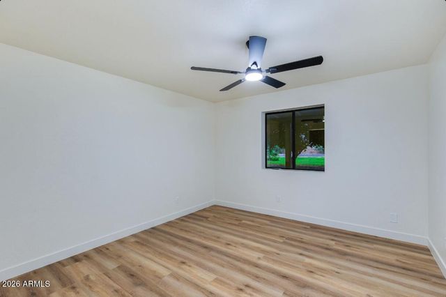 7101 N Perryville Road, Waddell, AZ 85355