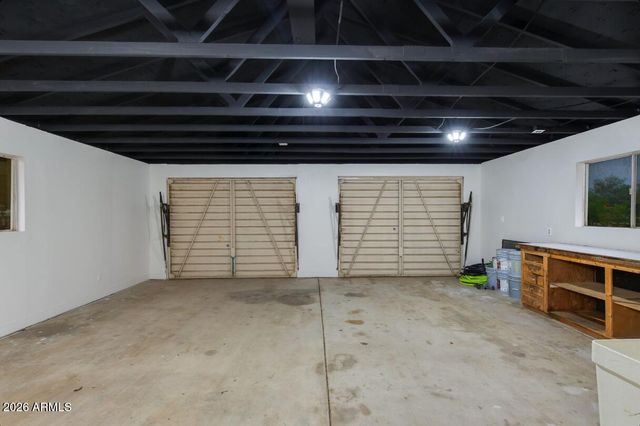 7101 N Perryville Road, Waddell, AZ 85355