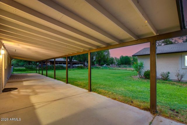 7101 N Perryville Road, Waddell, AZ 85355