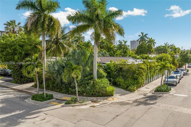 7501 W Adventure Ave, North Bay Village, FL 33141