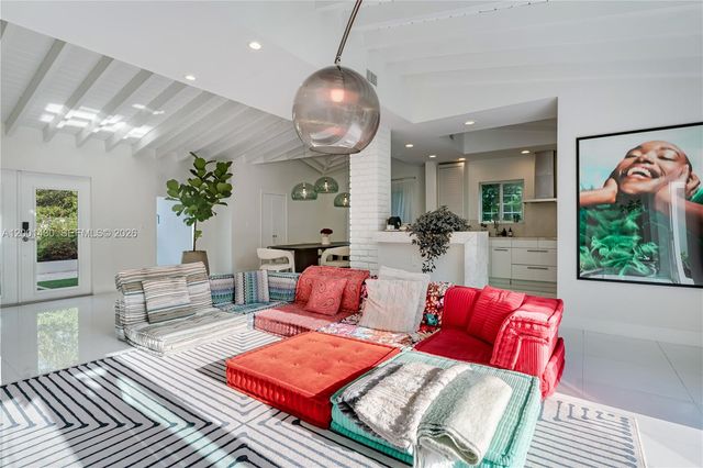 7501 W Adventure Ave, North Bay Village, FL 33141