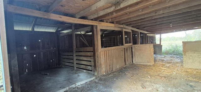 16923 Herridge Road CR827, Pearland, TX 77584