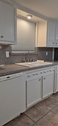 16923 Herridge Road CR827, Pearland, TX 77584