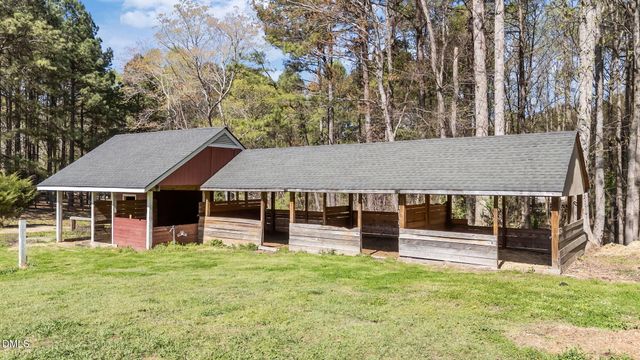 104 Riverbend Drive, Clayton, NC 27527